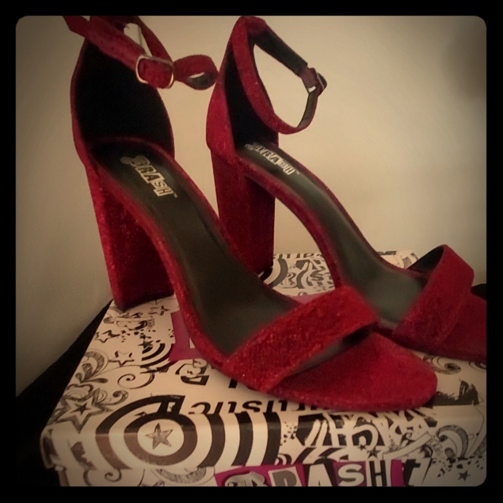 FUCHSIA PINK ROSADO HEELS